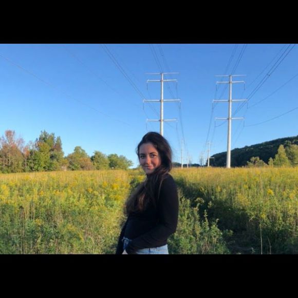 Meet your Posher, Maria - Picture 1 of 1